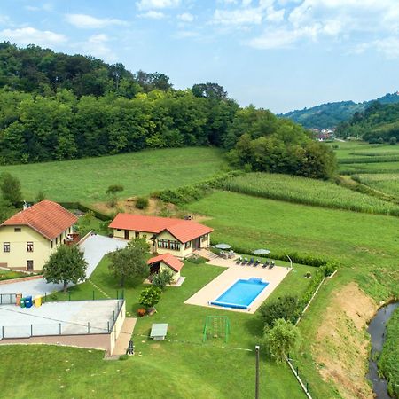 Ruralna Kuca 'Villa Zagorka' Za Odmor Sa Bazenom I Bocalistem Donja Pacetina Exteriér fotografie