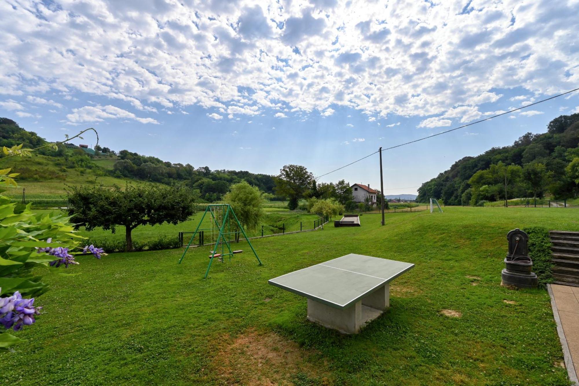 Ruralna Kuca 'Villa Zagorka' Za Odmor Sa Bazenom I Bocalistem Donja Pacetina Exteriér fotografie